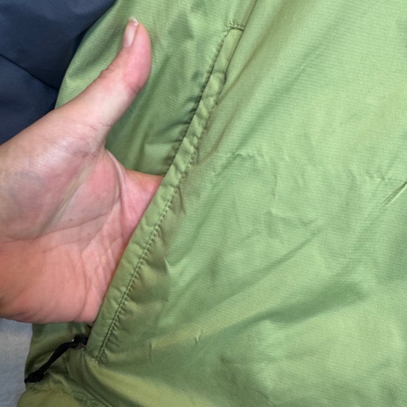 MEC Jacket Mens Size XL Green Black Windbreaker Gorpcore Hiking Lightly Lined - Picture 4 of 15